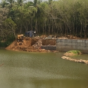 Rubble retaining wall